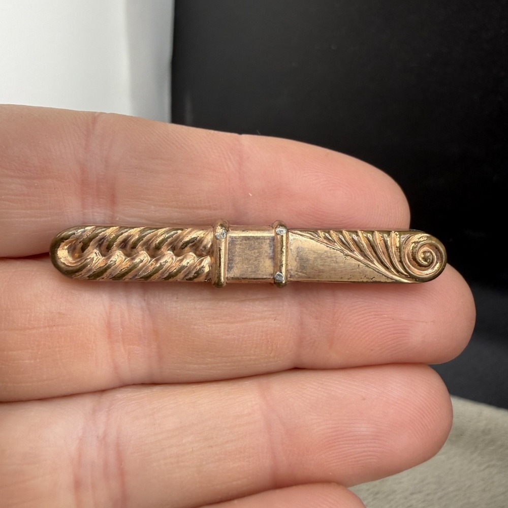 Vintage Gold Filled Bar Brooch Yellow‎ Gold Engravable Wave Scroll READ